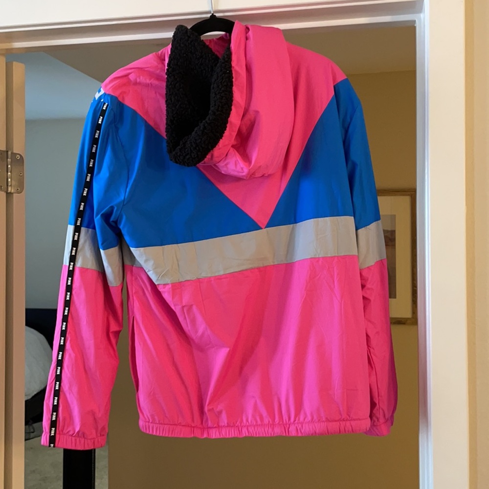 Snow jacket - Picture 2 of 3